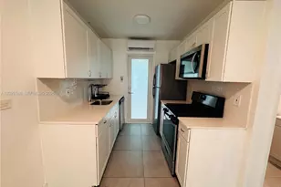 75 Washington Ave, Miami Beach, FL 33139 - Photo 3