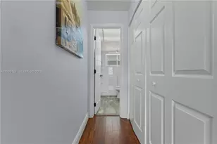 9340 Sunrise Lakes Blvd, Sunrise, FL 33322 - Photo 19