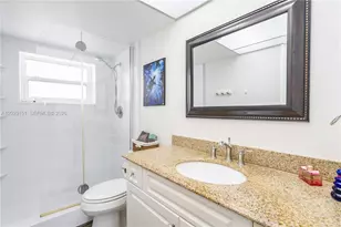 9340 Sunrise Lakes Blvd, Sunrise, FL 33322 - Photo 21