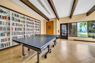 3475 N Country Club Dr, Aventura, FL 33180 - Photo 21
