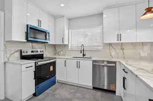 1320 SE 10th St, Deerfield Beach, FL 33441 - Photo 9