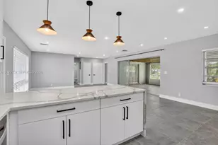 1320 SE 10th St, Deerfield Beach, FL 33441 - Photo 11