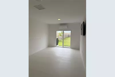 13347 SW 274th St Studio #13347, Homestead, FL 33032 - Photo 5