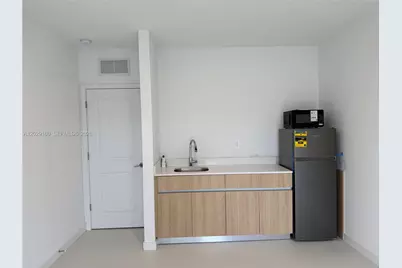 13347 SW 274th St Studio #13347, Homestead, FL 33032 - Photo 3