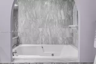 16485 Collins Ave, Sunny Isles Beach, FL 33160 - Photo 19