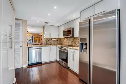 20306 NE 34th  Ct #39, Aventura, FL 33180 - Photo 11