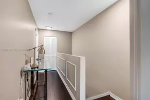 20306 NE 34th Ct, Aventura, FL 33180 - Photo 25