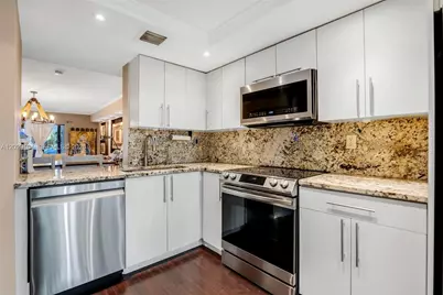 20306 NE 34th  Ct #39, Aventura, FL 33180 - Photo 13