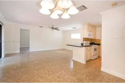 1 Crossings Cir #E, Boynton Beach, FL 33435 - Photo 7