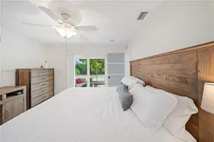 7715 SW 9th St, North Lauderdale, FL 33068 - Photo 13