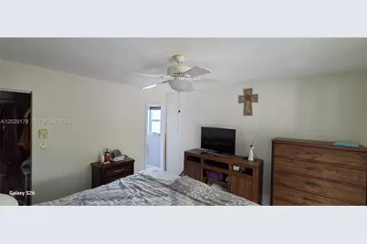 7715 SW 9th St, North Lauderdale, FL 33068 - Photo 15