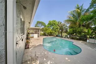 7715 SW 9th St, North Lauderdale, FL 33068 - Photo 35