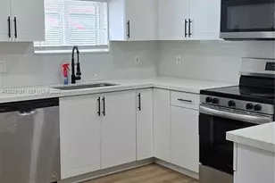 3651 NW 8th Ct, Fort Lauderdale, FL 33311 - Photo 7