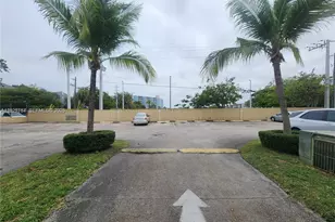 19600 SW 110th Ct, Cutler Bay, FL 33157 - Photo 13
