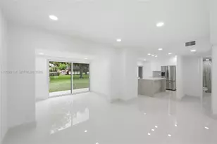 22384 Thousand Pines Ln, Boca Raton, FL 33428 - Photo 3