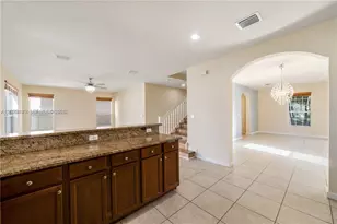 16946 SW 90th Terrace Cir, Miami, FL 33196 - Photo 13