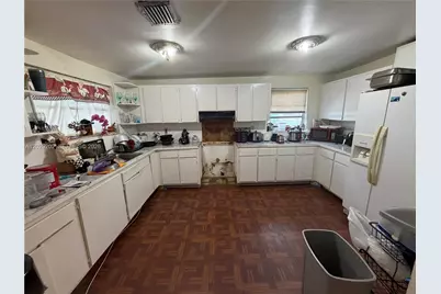 3245 NW 34th St, Miami, FL 33142 - Photo 23