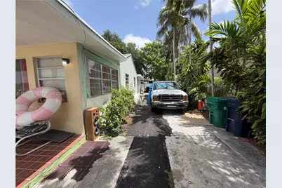 3245 NW 34th St, Miami, FL 33142 - Photo 3