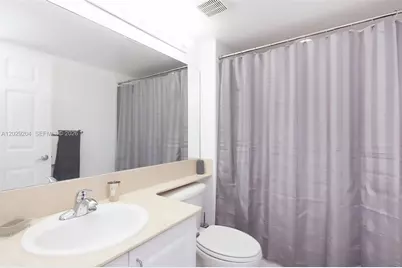 1155 Brickell Bay Dr #2701, Miami, FL 33131 - Photo 15