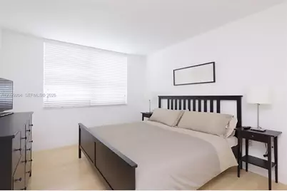 1155 Brickell Bay Dr #2701, Miami, FL 33131 - Photo 11
