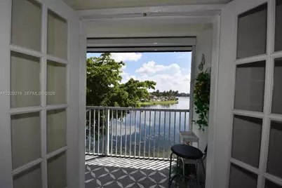 1401 SW 134th Way #402C, Pembroke Pines, FL 33027 - Photo 7