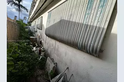 316 NW 47th Ct, Fort Lauderdale, FL 33309 - Photo 3