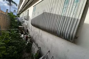 316 NW 47th Ct, Fort Lauderdale, FL 33309 - Photo 3