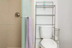 3505 S Ocean Dr, Hollywood, FL 33019 - Photo 27