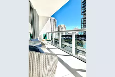 475 Brickell Ave #1611, Miami, FL 33131 - Photo 3