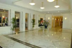 5700 Collins Ave, Miami Beach, FL 33140 - Photo 11