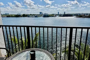 17100 N Bay Rd, Sunny Isles Beach, FL 33160 - Photo 3