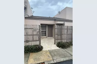 12351 NW 11th Ct, Pembroke Pines, FL 33026 - Photo 13