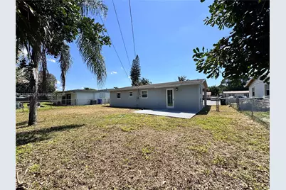 2040 NW 29th Ter #2040, Fort Lauderdale, FL 33311 - Photo 5