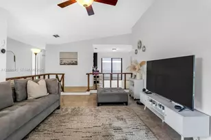 971 NW 89th Ave, Plantation, FL 33324 - Photo 5