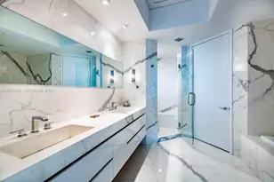100 S Pointe Dr, Miami Beach, FL 33139 - Photo 15