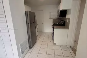 2420 NW 31st St, Miami, FL 33142 - Photo 3