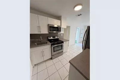 2420 NW 31st St #3, Miami, FL 33142 - Photo 5
