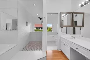 2000 S Bayshore Dr, Miami, FL 33133 - Photo 13