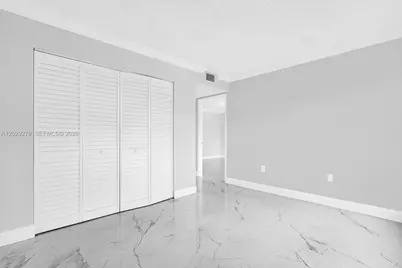 6135 NW 186th St #202, Hialeah, FL 33015 - Photo 17