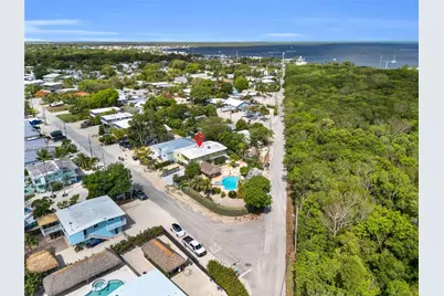 443 4th Rd, Key Largo, FL 33037 - Photo 9