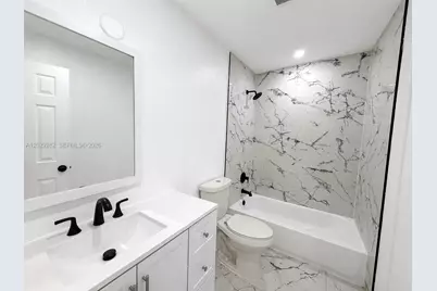 900 NW 8th Ave #4, Pompano Beach, FL 33060 - Photo 9