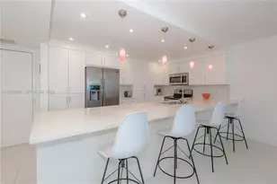 3800 S Ocean Dr, Hollywood, FL 33019 - Photo 15