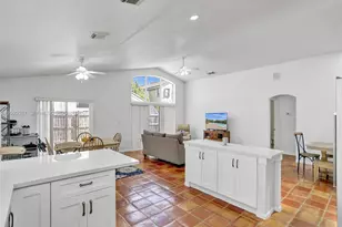 16541 NW 5th St, Pembroke Pines, FL 33028 - Photo 25