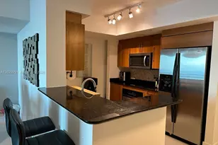 325 S Biscayne Blvd, Miami, FL 33131 - Photo 19
