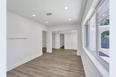 1609 NW 7th Ter, Fort Lauderdale, FL 33311 - Photo 17