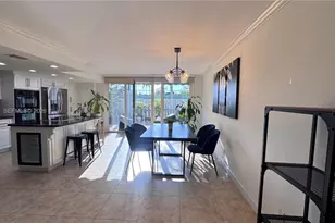 903 NE 27th Ave, Hallandale Beach, FL 33009 - Photo 9