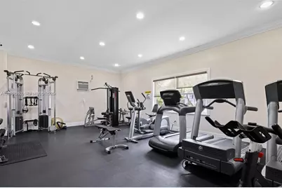 903 NE 27th Ave #903, Hallandale Beach, FL 33009 - Photo 11