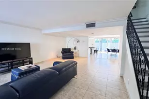 903 NE 27th Ave, Hallandale Beach, FL 33009 - Photo 53