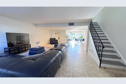 903 NE 27th Ave #903, Hallandale Beach, FL 33009 - Photo 25