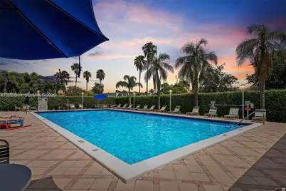 903 NE 27th Ave #903, Hallandale Beach, FL 33009 - Photo 43